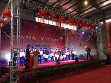 舞台上的钢铁脊梁 从演出设备租赁搭建看工业机器人制造的转型启示